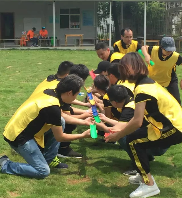 “向梦想出发” 亿万先生mr销售团建活动完善绽放